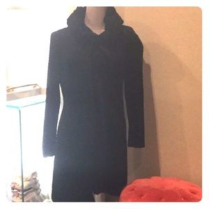 Faux-shearling black coat